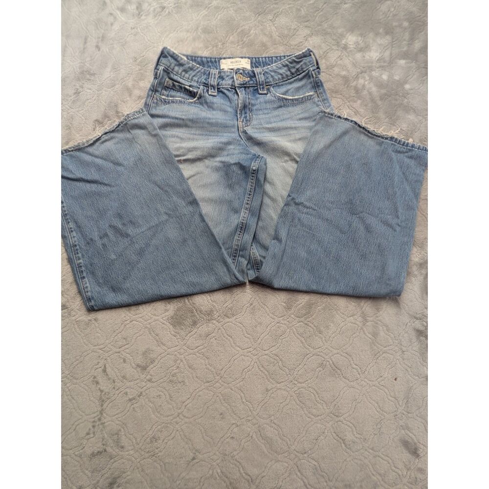 Hollister Low Rise Super Baggy Jeans Womens 25 Light Wash Distressed Y2K Raw Hem